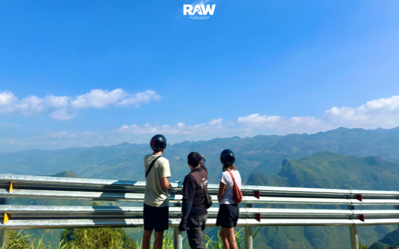 The road around Ma Pi Leng Pass has several locations where you can look down at the Nho Que River and the surrounding mountains.